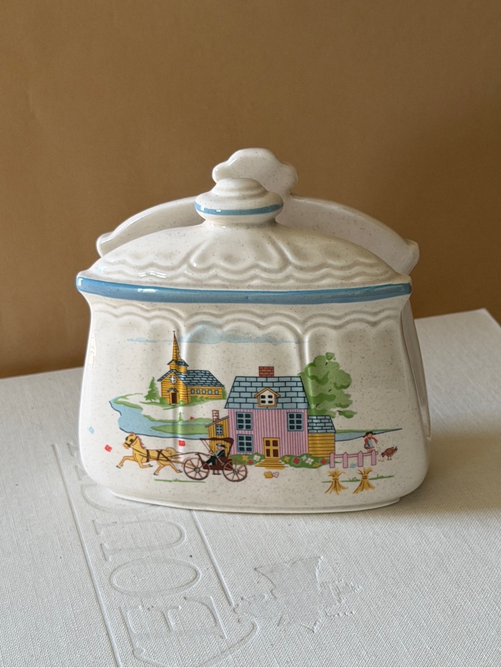 Jamestown China ceramic napkin holder with a country home scene